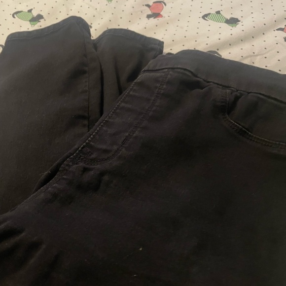 ⭐️10 for$10 pants - Picture 4 of 4